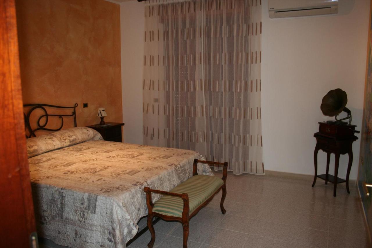 Costa D'Amalfi E Cilento Bed & Breakfast Pontecagnano Bagian luar foto