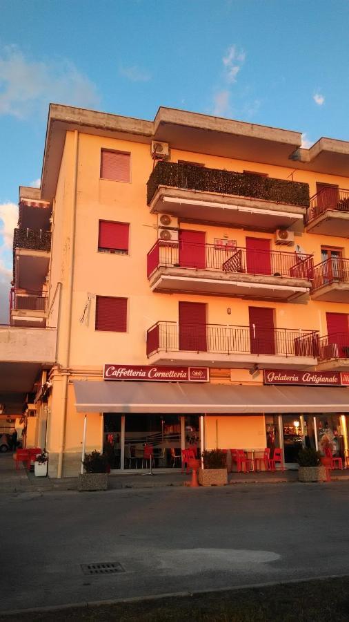 Costa D'Amalfi E Cilento Bed & Breakfast Pontecagnano Bagian luar foto