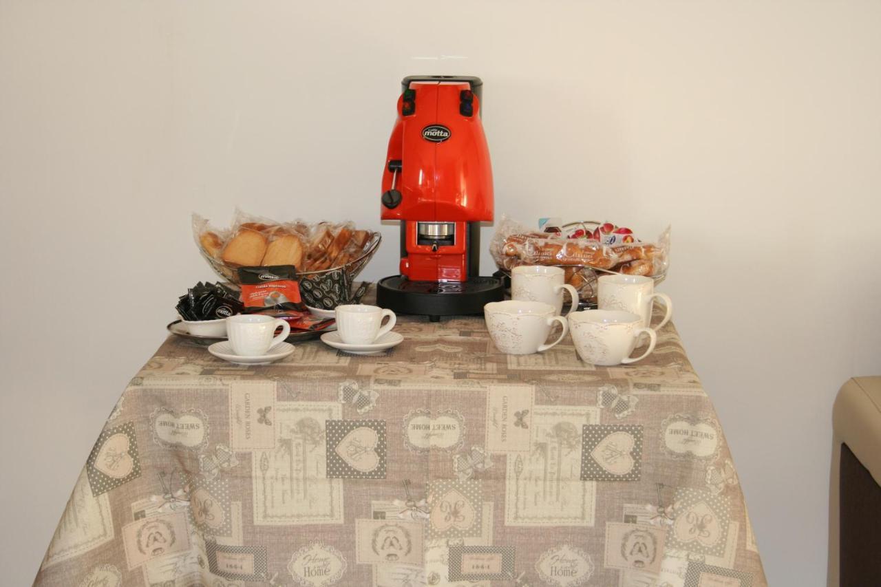 Costa D'Amalfi E Cilento Bed & Breakfast Pontecagnano Bagian luar foto