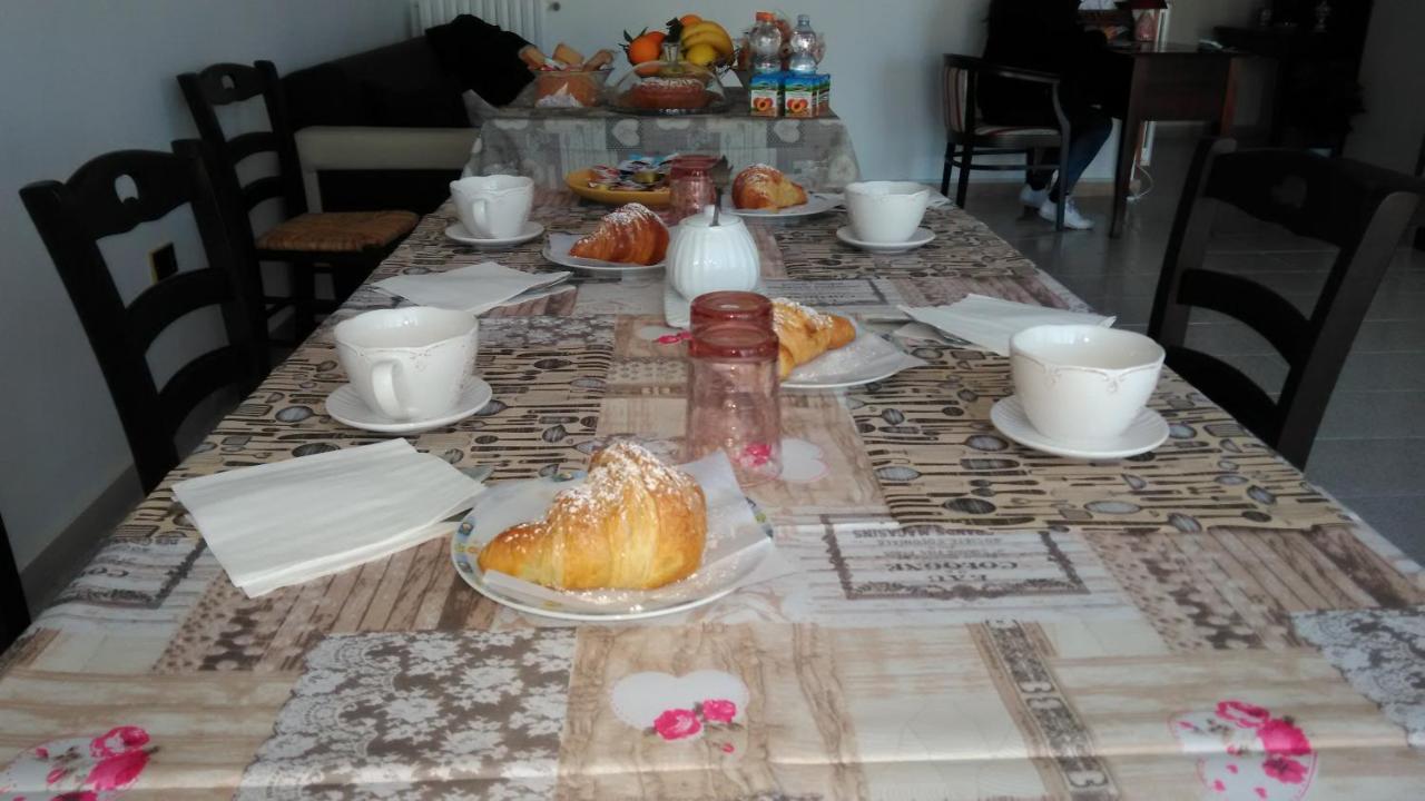 Costa D'Amalfi E Cilento Bed & Breakfast Pontecagnano Bagian luar foto